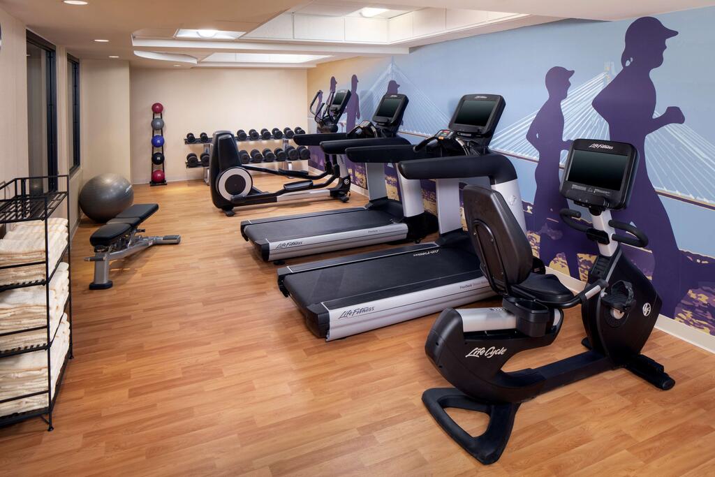 Hyatt Place Mount Pleasant Towne Centre