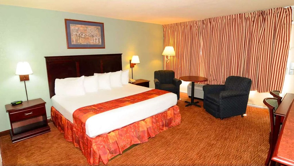 Magnuson Hotel Waterfront Marina New Port Richey