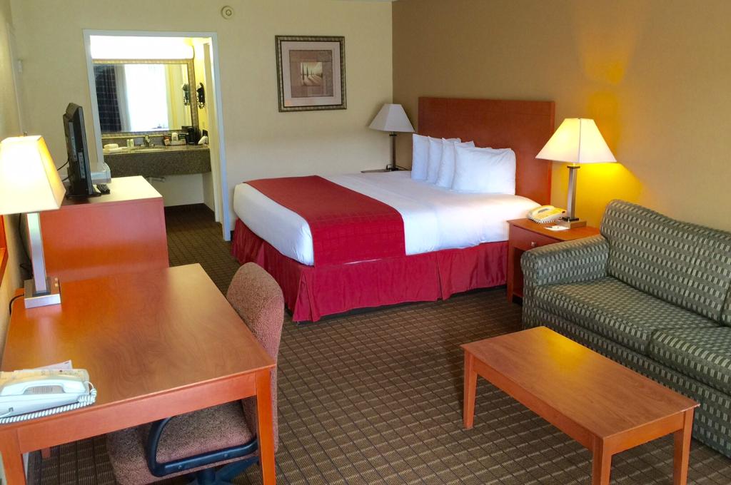 Quality Inn & Suites Conference Center Wilkes Barre