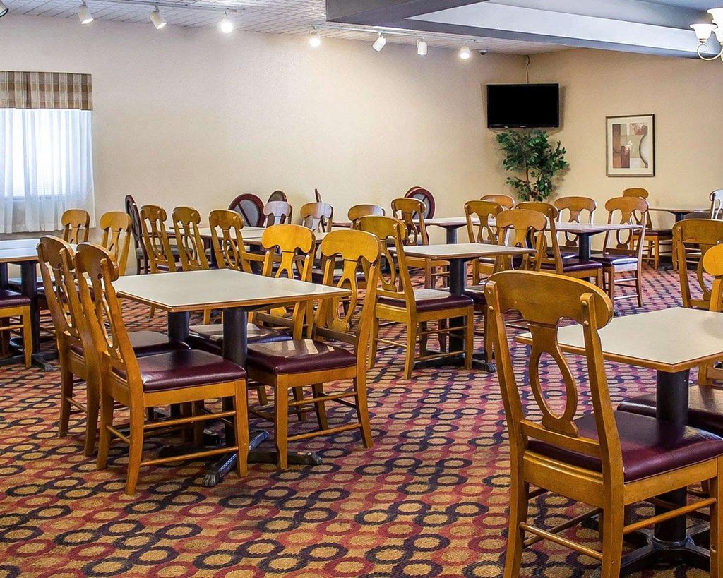 Quality Inn & Suites Conference Center Wilkes Barre