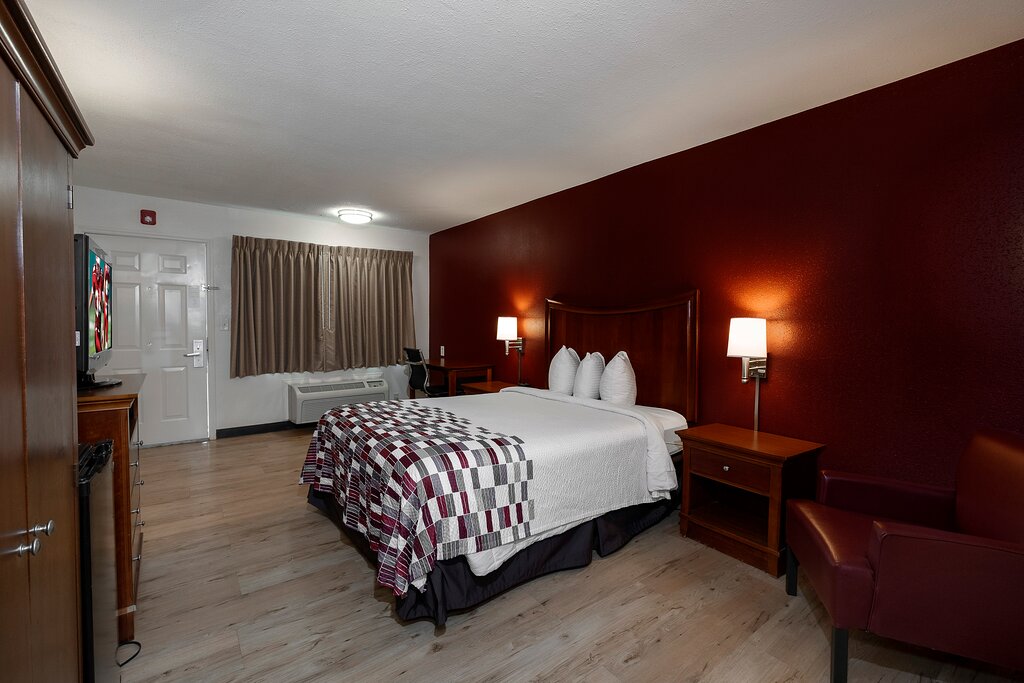 Red Roof Inn & Suites Dothan