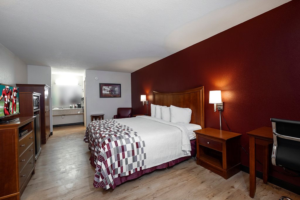 Red Roof Inn & Suites Dothan