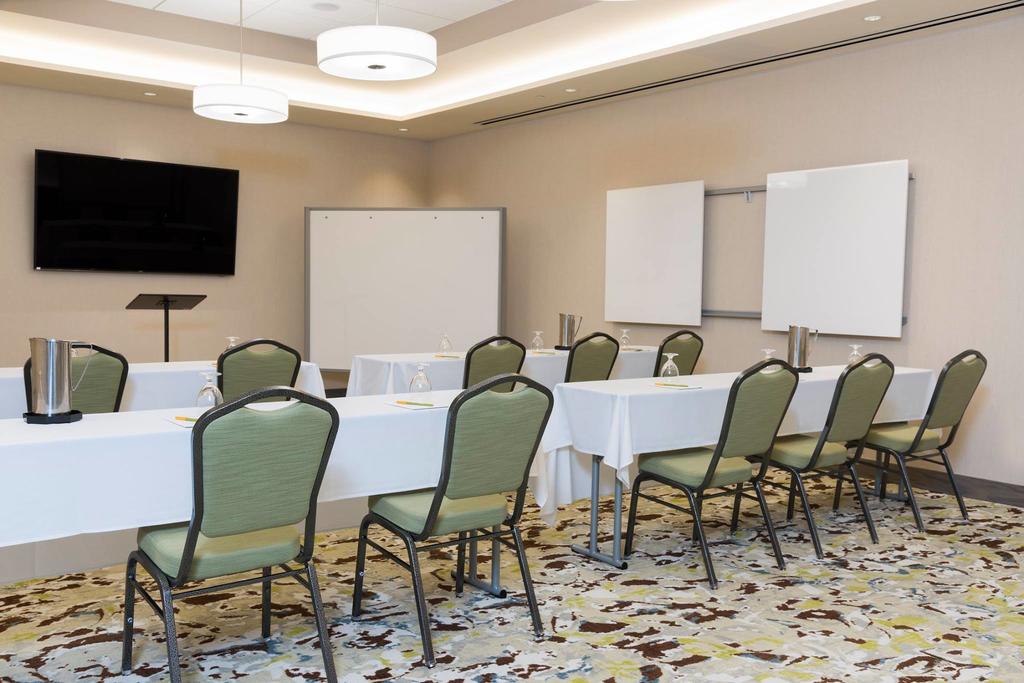 Hilton Garden Inn Grand Rapids Airport