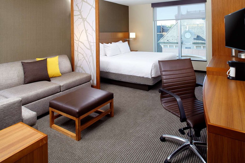 Hyatt Place Cleveland/Lyndhurst/Legacy Village