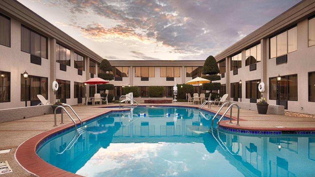Best Western Plus Madison-Huntsville Hotel