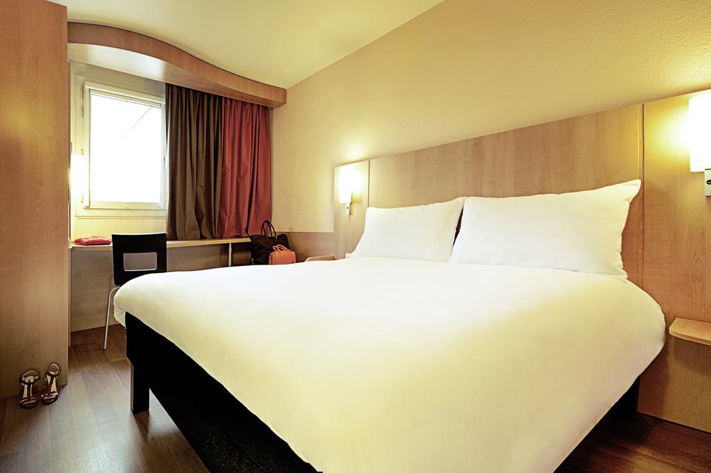 B&B HOTEL Lille Roubaix Centre Grand-Place