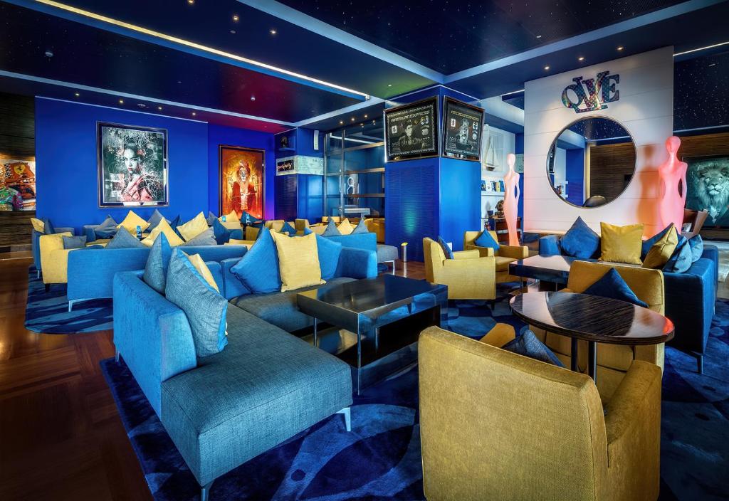 Monte-Carlo Bay Hotel & Resort