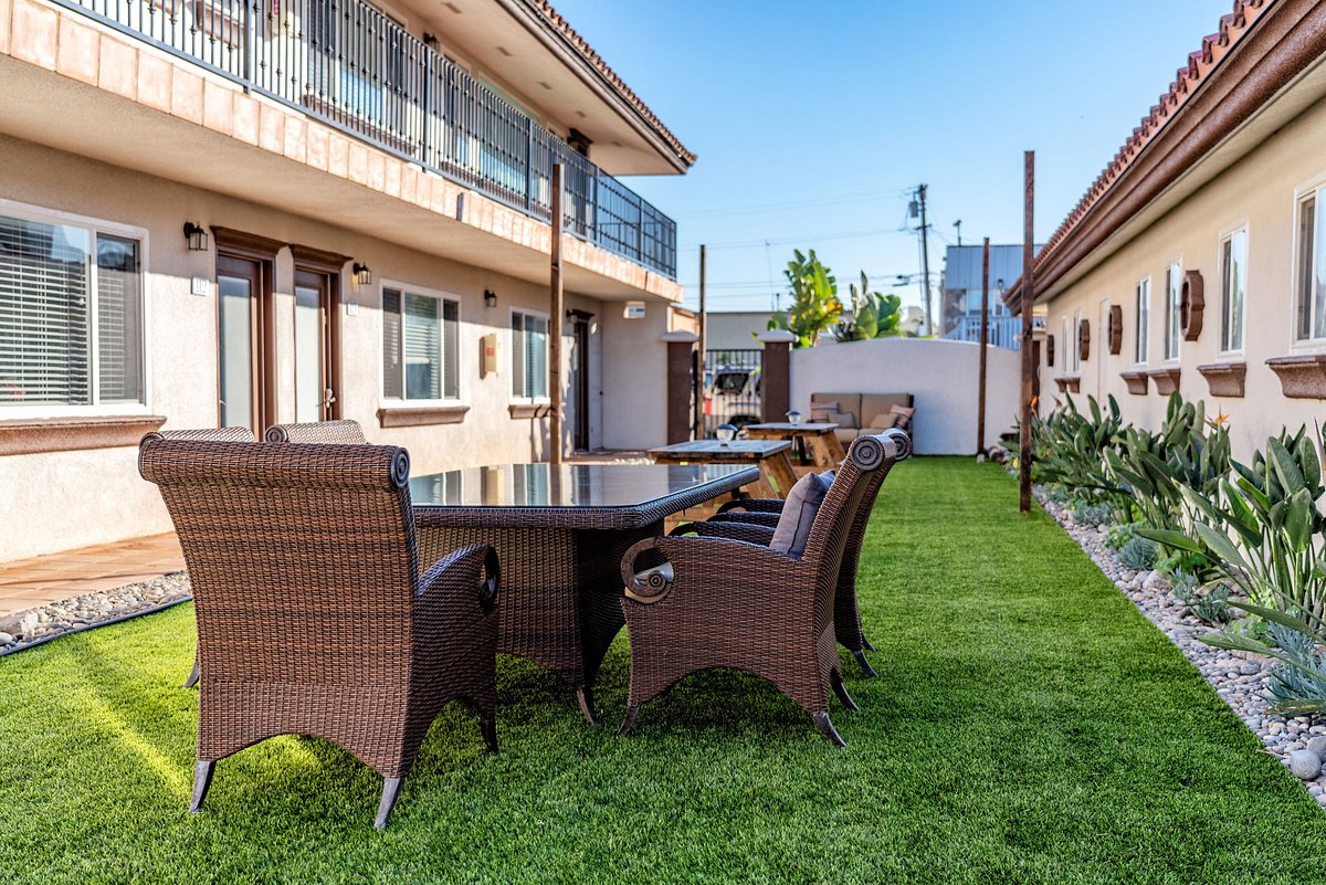 Sand Castle Inn And Suites
