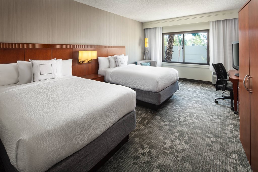Courtyard Laguna Hills Irvine Spectrum/Orange Cty