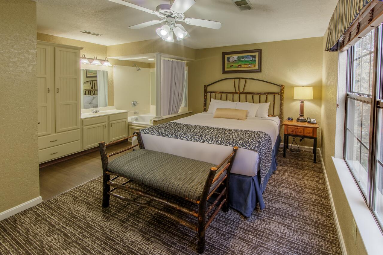 Holiday Inn Club Vacations Oak 'n Spruce Resort