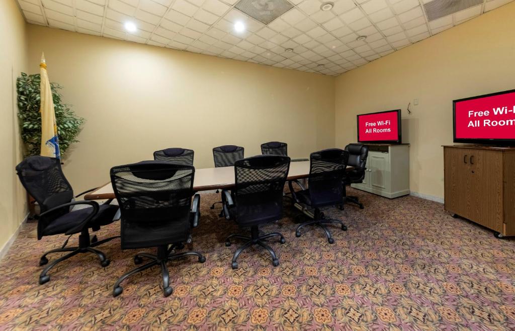 Holiday Inn Carteret Rahway
