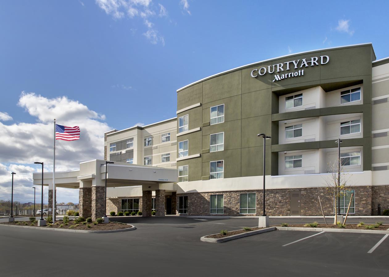 Courtyard Schenectady at Mohawk Harbor