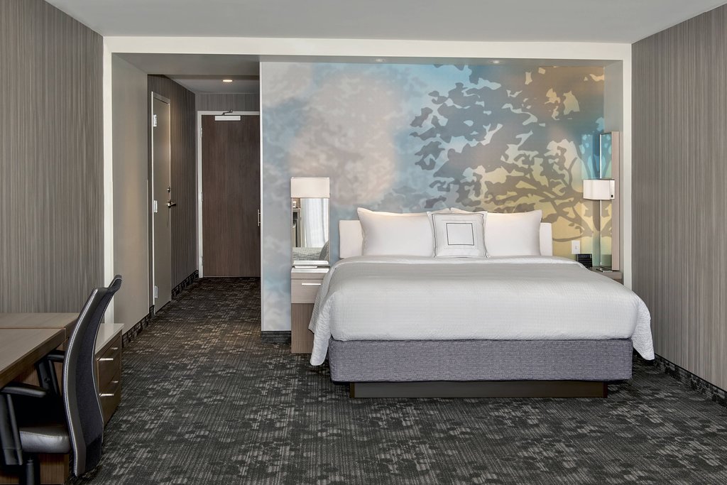 Courtyard Schenectady at Mohawk Harbor