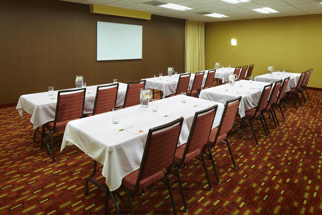 Courtyard Bettendorf Quad Cities