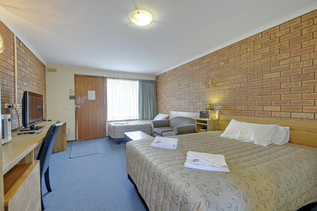 Always Welcome Motel