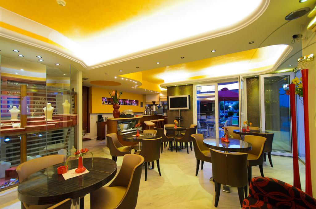 Evilion Sea & Sun Hotel