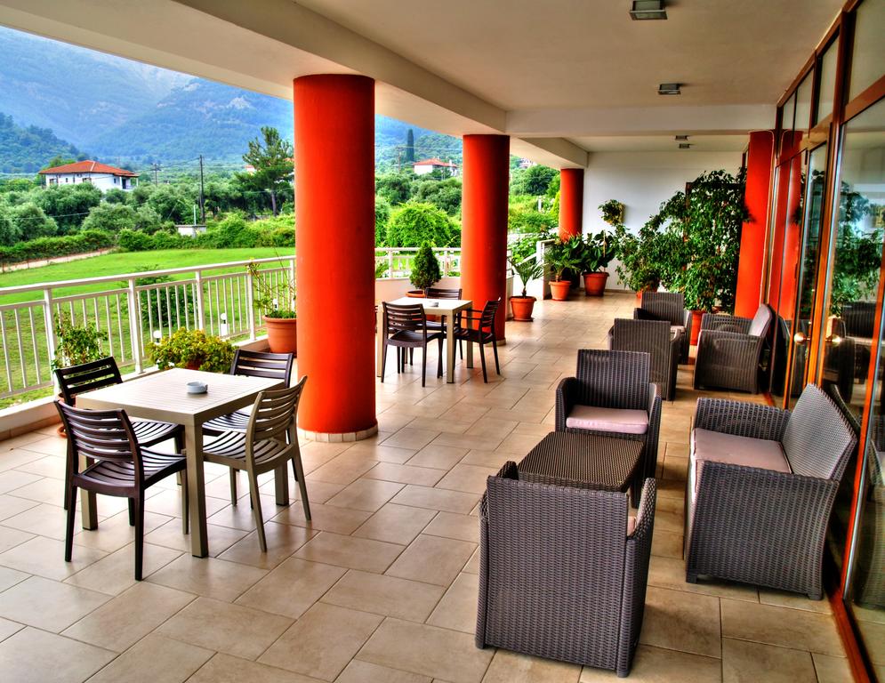Maranton Beach Hotel