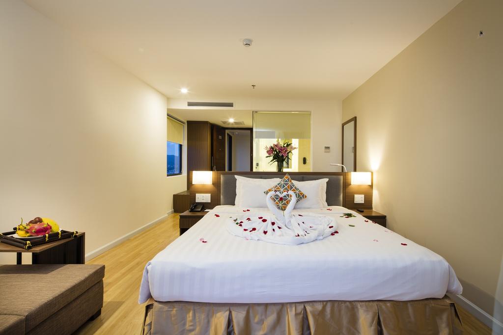 King Town Grand Hotel & Wedding Center