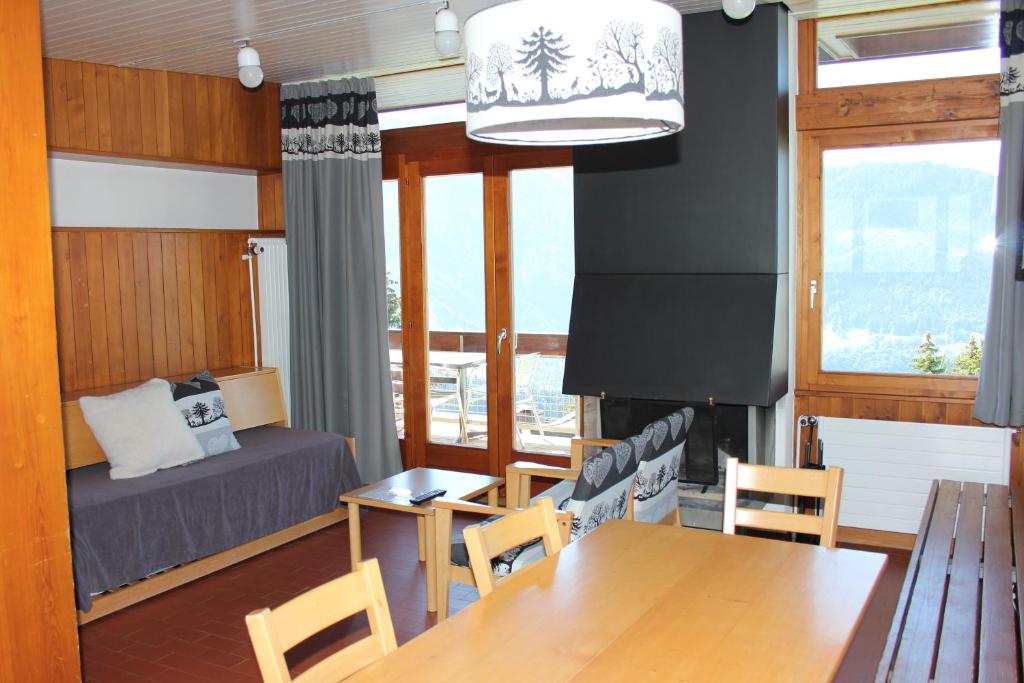 Leysin Lodge