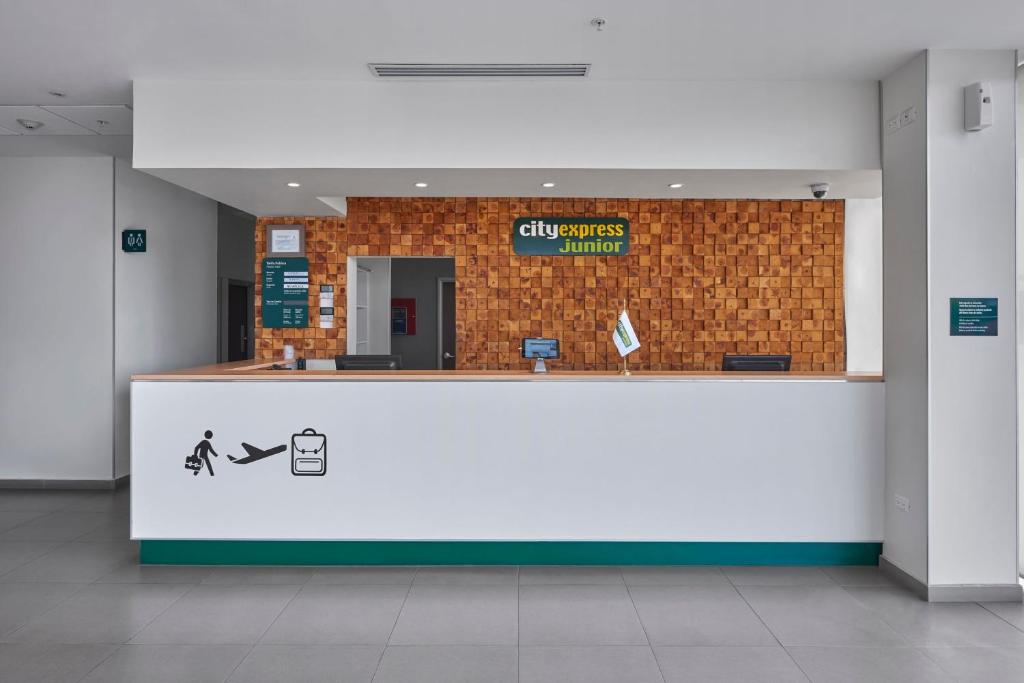 City Express Junior Aguascalientes Centro