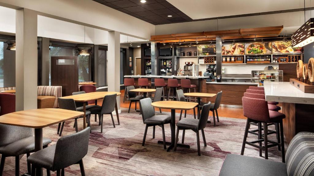 Courtyard by Marriott Anaheim Buena Park