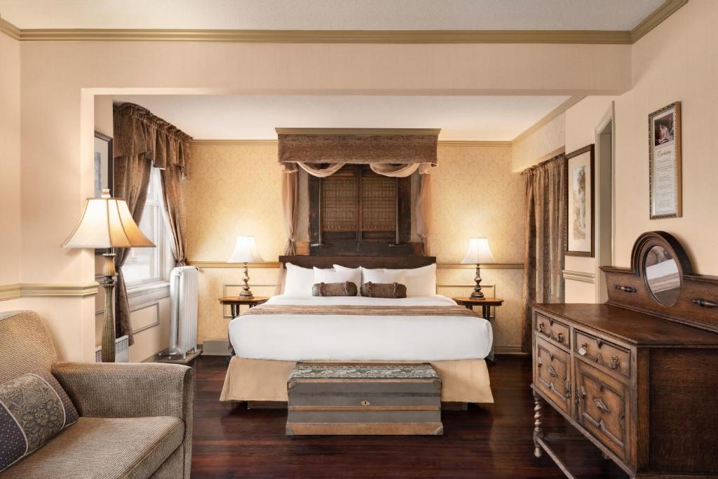 The Plaza Hotel, Trademark Collection by Wyndham