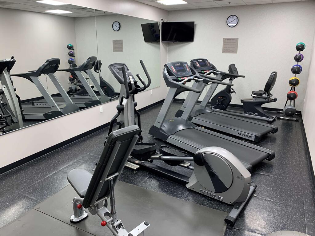 Country Inn Suites By Radisson; Jacksonville W