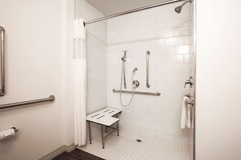 Hampton Inn & Suites Camarillo