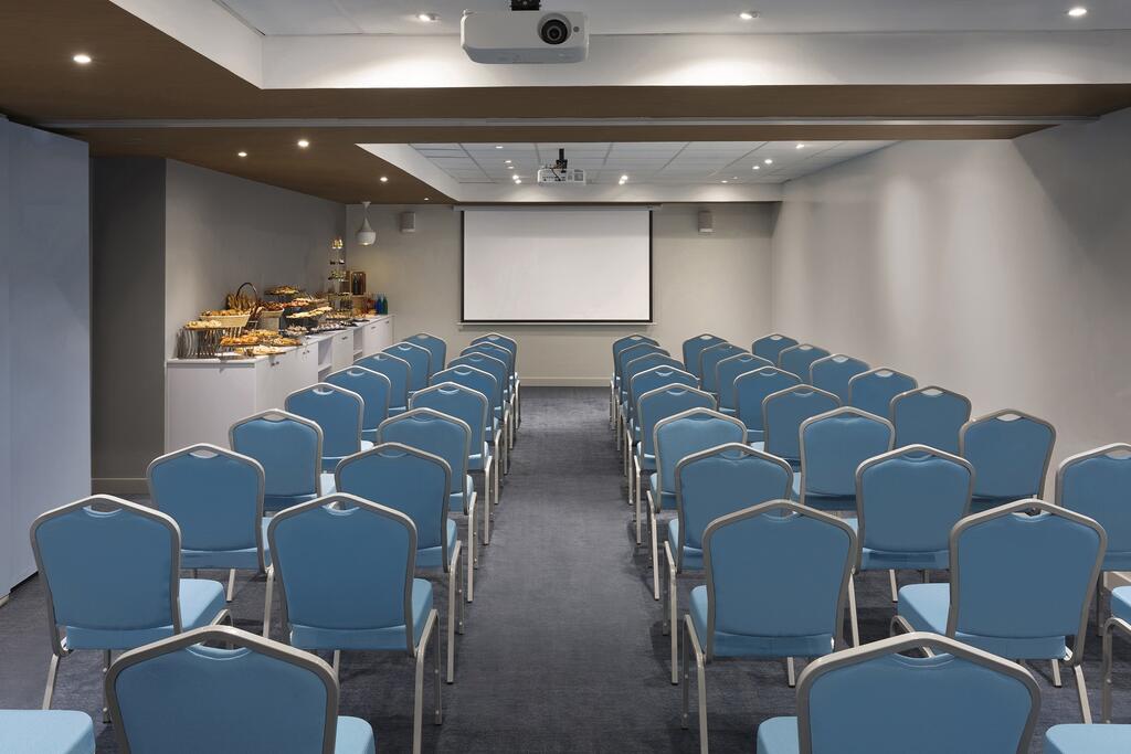 Ibis Jeddah City Center
