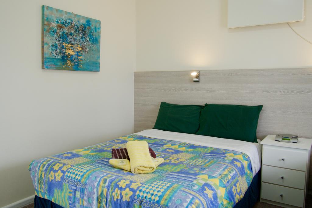 Norfolk Pine Motel