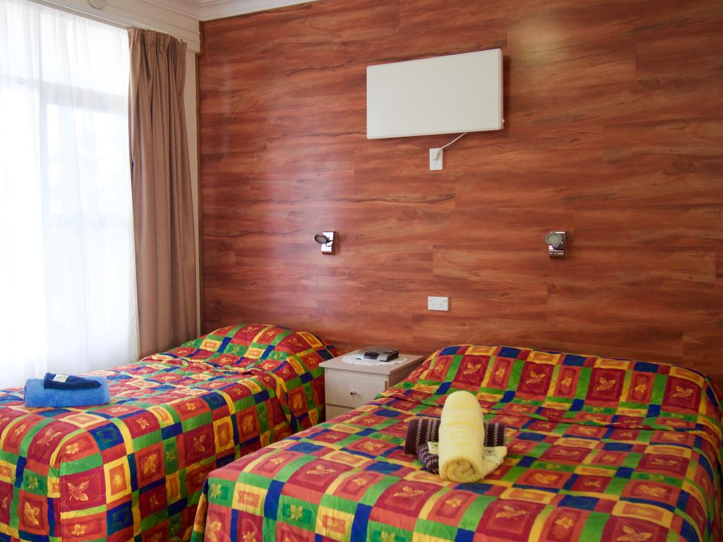 Norfolk Pine Motel