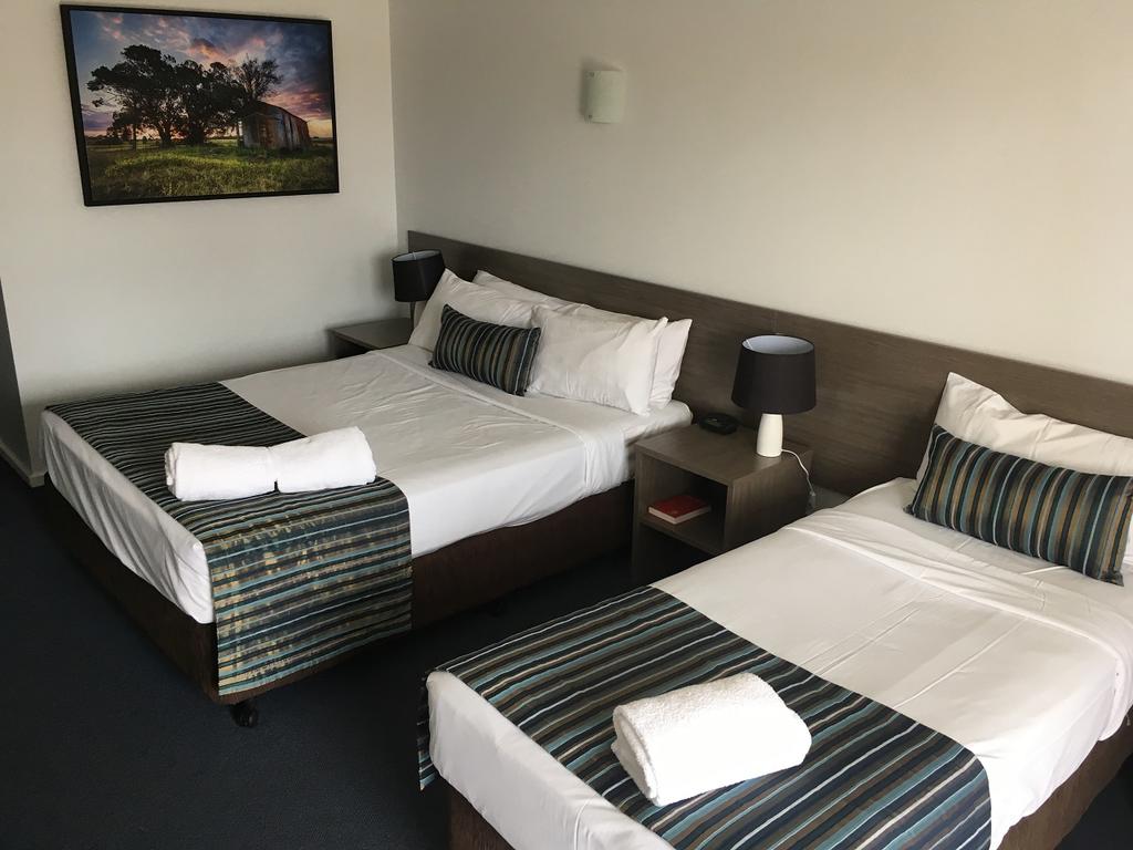Sugar Country Motor Inn