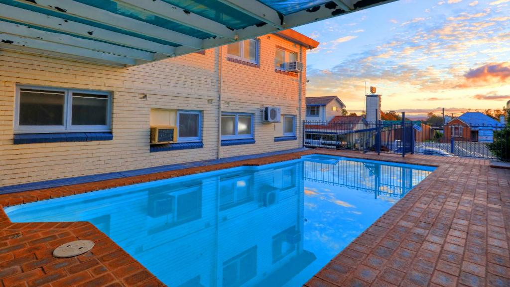 Cowra Motor Inn
