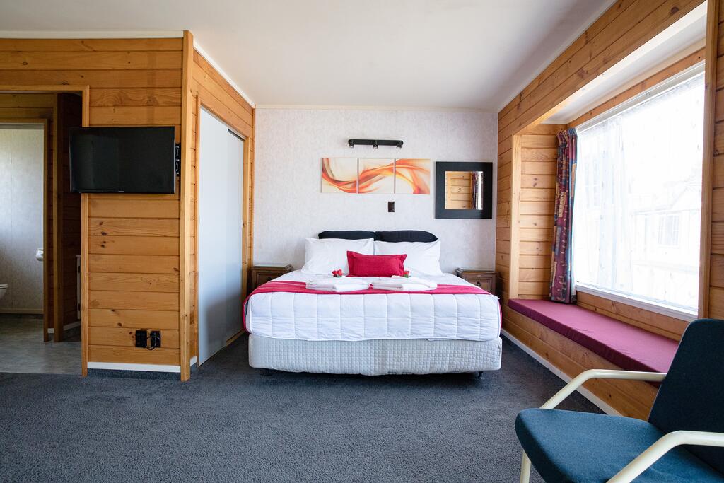 Tudor Park Motel