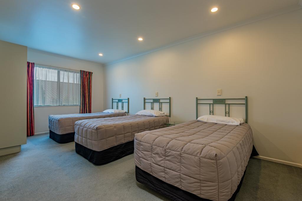Camelot Motor Lodge