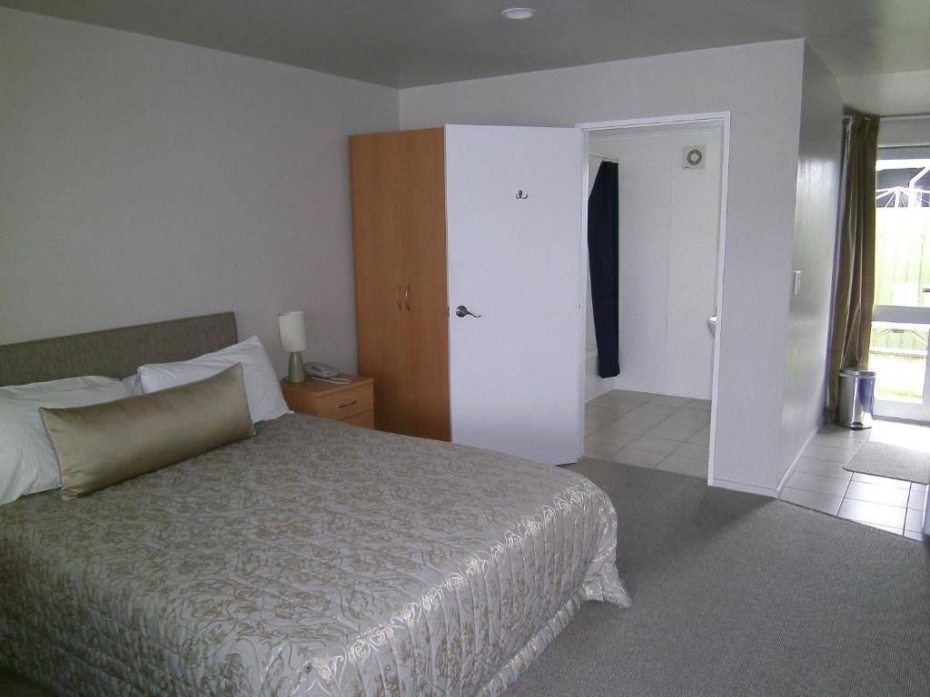 Anchorage Motel Apartments