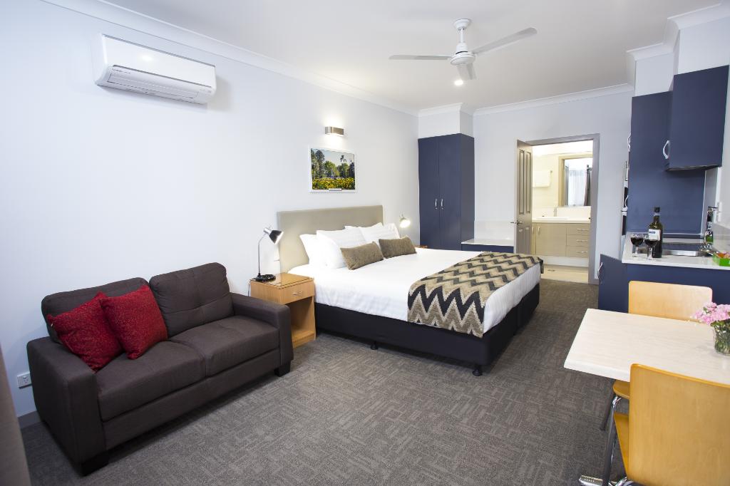 Altitude Motel Apartments