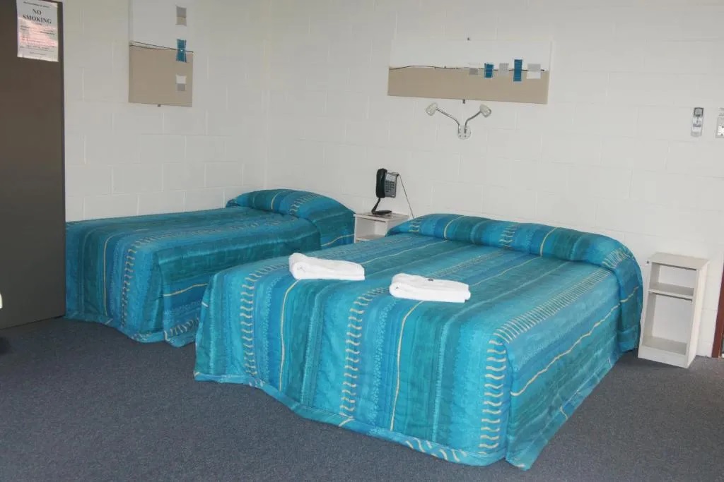 Cedar Lodge Motel Townsville