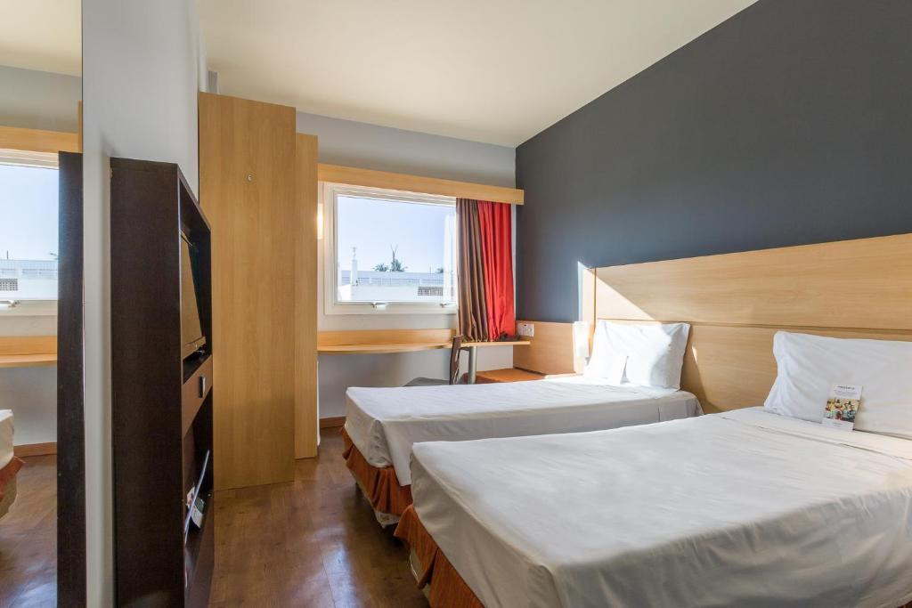 IBIS BARRETOS
