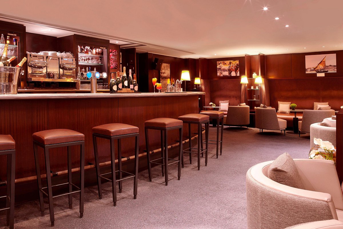 Sheraton Paris Charles de Gaulle Airport Hotel