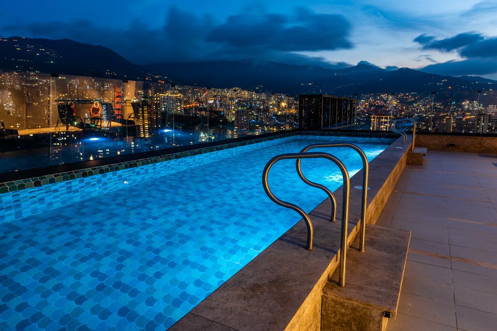 York Luxury Suites
