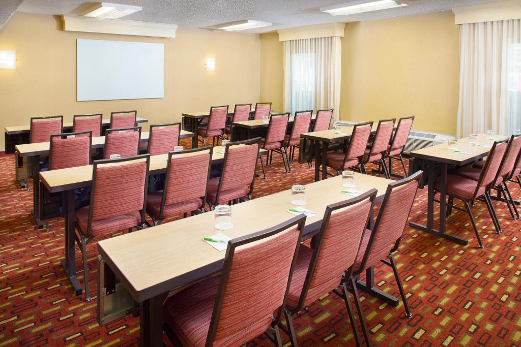 Courtyard by Marriott Birmingham Hoover