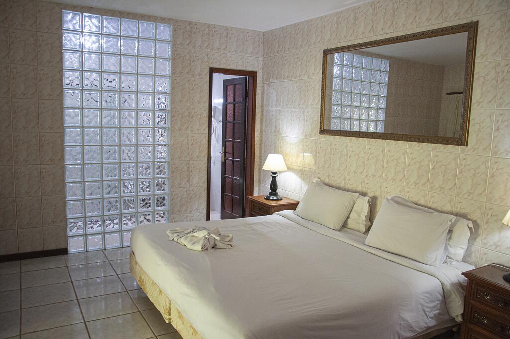 Hotel Bougainville