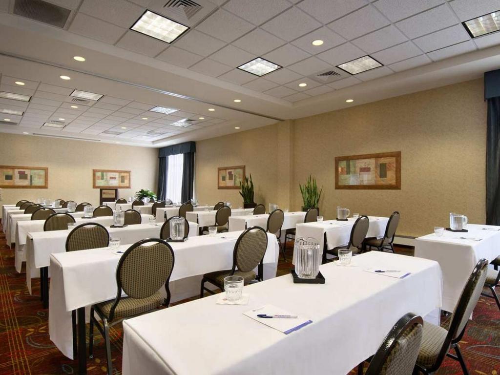 Hilton Garden Inn Chicago/O'Hare Airport