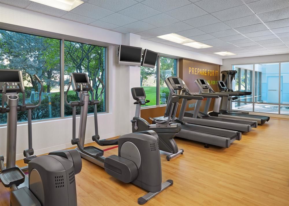 Sheraton Suites Chicago Elk Grove