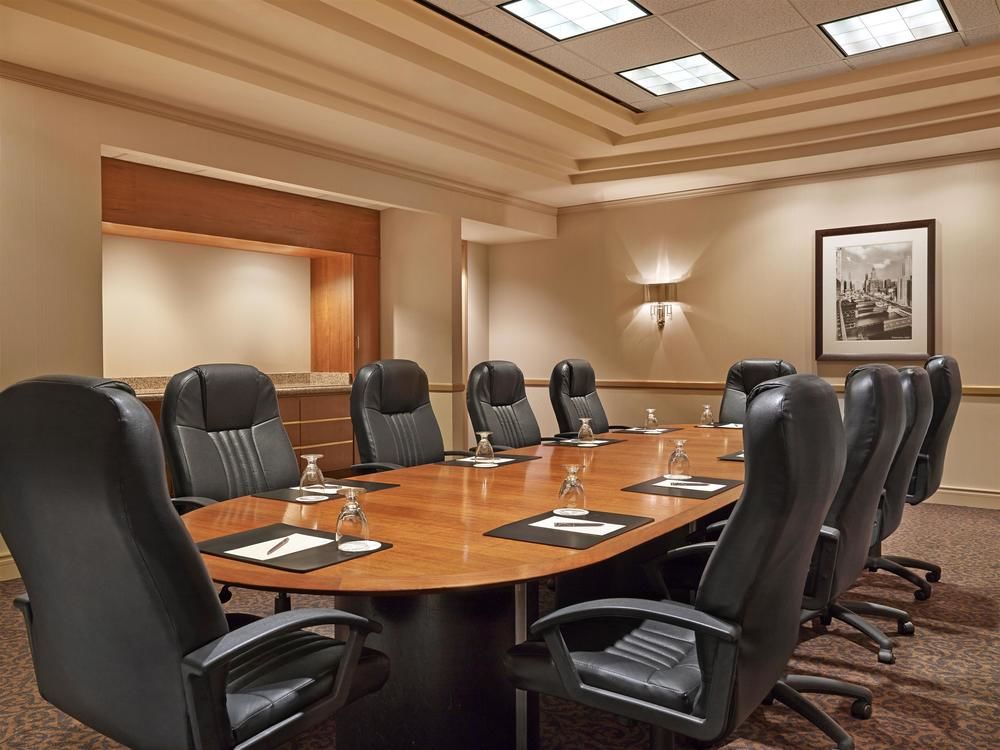 Sheraton Suites Chicago Elk Grove