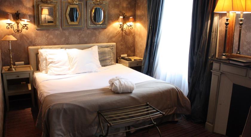 Hotel Chateaubriand Champs Elysees