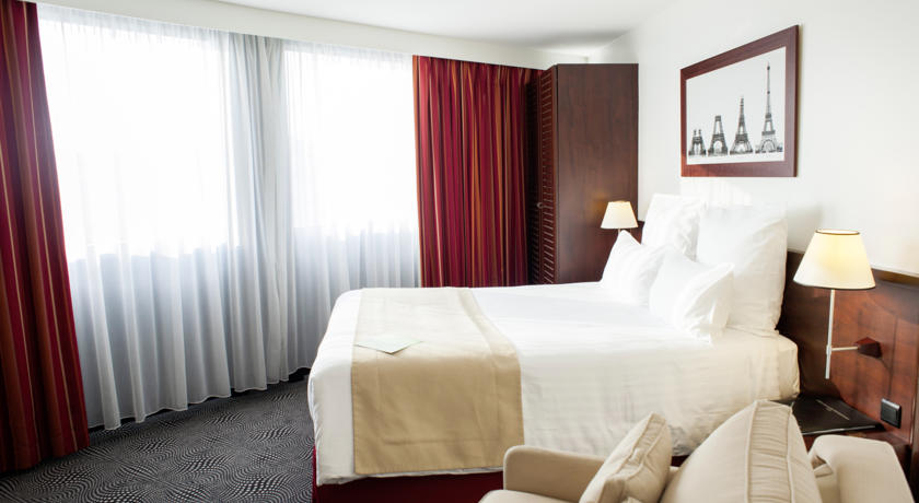 Hotel Paris Gare Montparnasse TGV (Formerly Concorde Montparnasse)