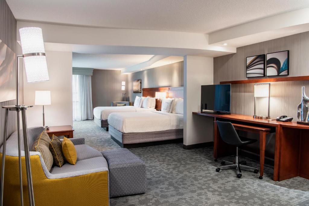 Courtyard Edmonton West