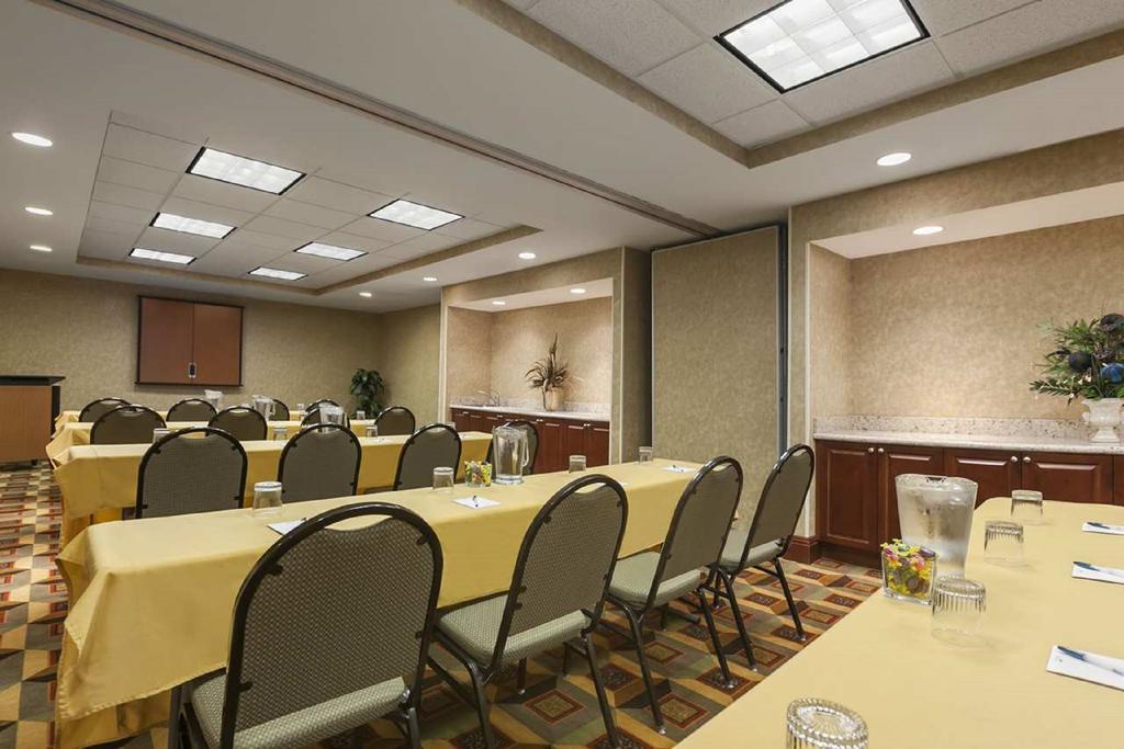 Homewood Suites by Hilton Denver - Littleton